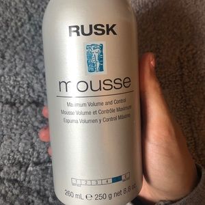Rusk Maximum Volume and Control Mousse